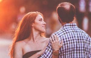 Does He Like Me? How To Tell If You're In A Rebound Relationship Or If He's Really Over His Ex