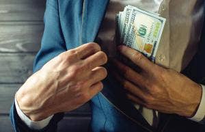 My Boyfriend Lied About Having Cancer To Scam Me Out Of My Life Savings