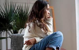 How Narcissists Use Shame To Control & Manipulate You depressed woman