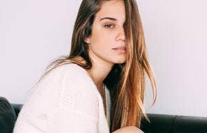 4 Body Language Hacks That Make You Feel Wicked-Confident