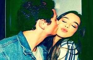 how to get a guy to kiss you