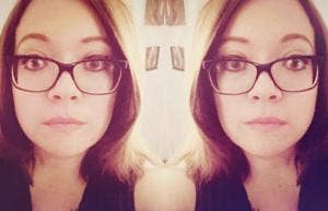 How To Flirt With A Girl 101: Stop 'Negging' Women With Backhanded Compliments How To Flirt With A Girl 101: Stop 'Negging' Women With Backhanded Compliments