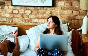 5 Signs Of Cheating To Look For On Facebook And Instagram