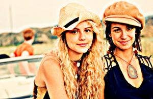 5 Signs Of Friendships With Toxic People Who Cause Problems In Healthy Relationships