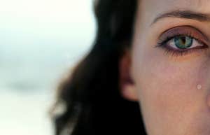 woman cying