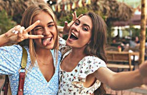 The 3 Zodiac Signs Luckiest In Love During May 30 - June 5, 2022