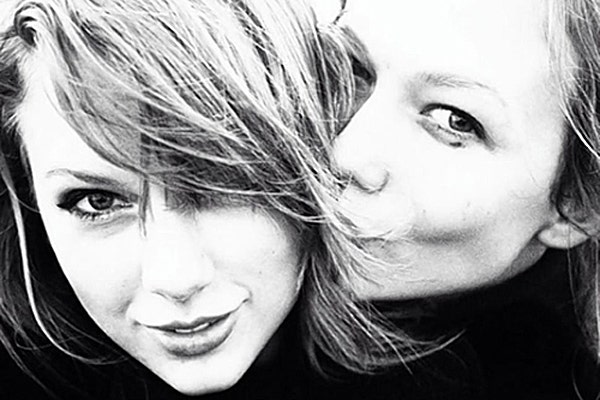 12. Taylor Swift and Karlie Kloss kissing